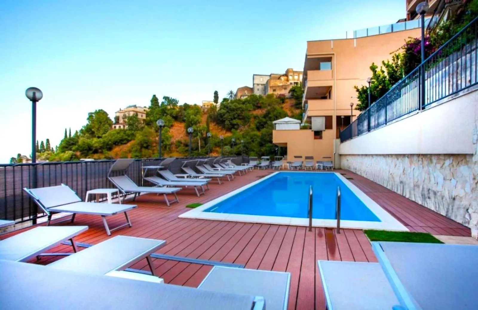 Mediterranean Apartment Pool & Parking Taormina